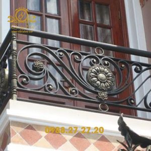 Lan Can Ban Công Sắt Mỹ Thuật BCMT-72